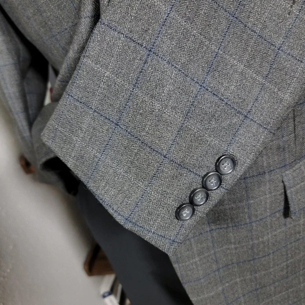 Pronto Uomo Platinum Men's Sport Coat Two Button Gray Plaid Herringbone Size 42R